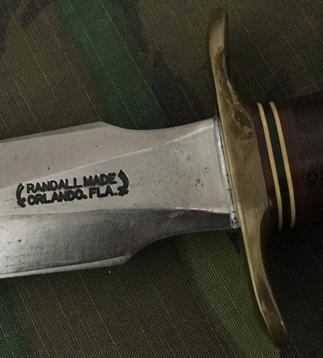 Knife, Randall, No. 2, FLA and spacers (Large).jpg